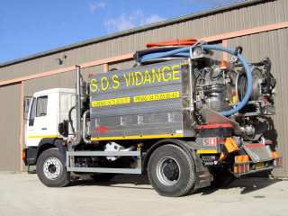 Camion SOS VIDANGE